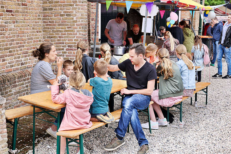 Rommelmarkt 2022 Waarder_158